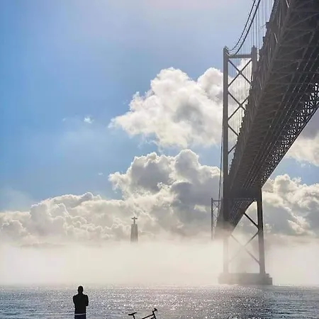 Sun River View Balcony Appartamento *